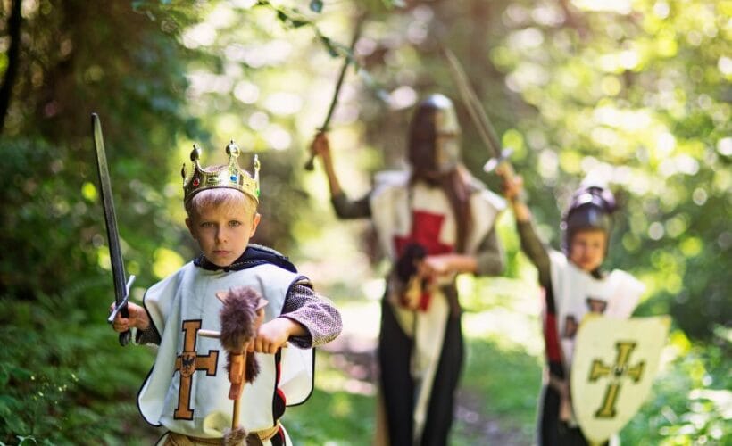 ENGLISH CAMP 2017 – Povestea Camelotului și Cavalerii Mesei Rotunde